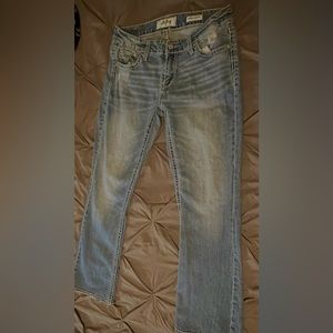 Buckle Daytrip Jeans.